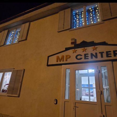 Mp Center Maganszallas Mişcolţ Exterior foto